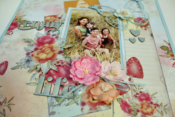 Family Moments - single page layout - Paper Roses Scrapbooking